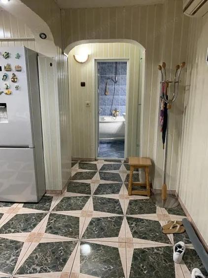 Ap 2 cam conf 1 A dec, et 4/10, zona 9 Mai-Billa - 5