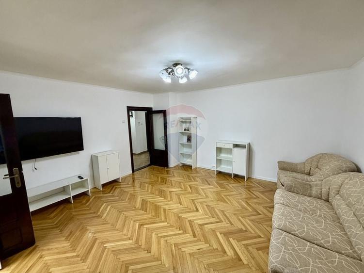 Apartament 3 camere etaj 1 - 5