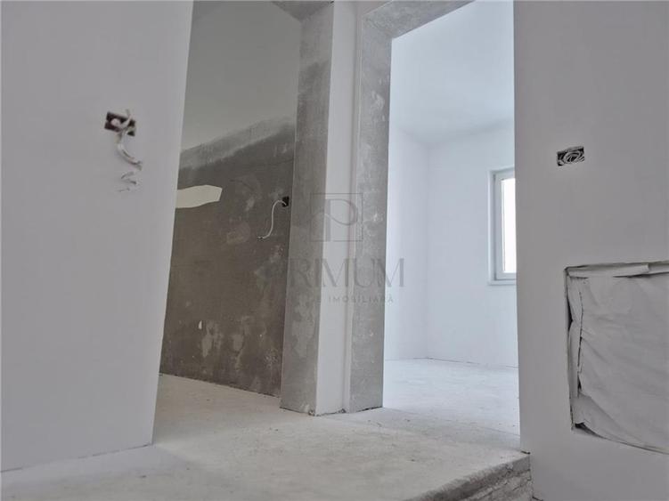 Duplex spatios - 4 dormitoare - zona in plina dezvoltare. - 6