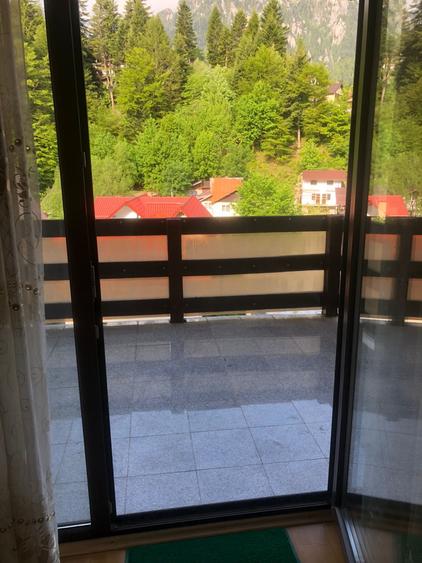 Apartament cu 2 camere de vanzare in Busteni - str. Nestor Ureche - 13