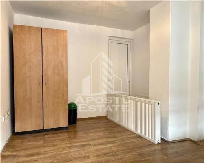 Spatii depozitare cu teren 1100 mp, zona Elisabetin - 2