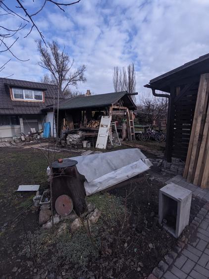 Casă de vânzare, 100 mp utili, 300 mp teren Dâmbul Rotund zona Școala de Poliție - 13