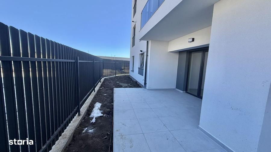 3 camere , parter cu curte proprie - 2