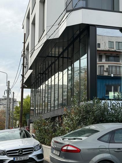 SPATIU COMERCIAL PRETABIL CLINICA/SHOWROOM/BIROURi - 1