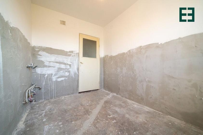 Apartament cu 3 camere etajul 4 - Cartierul A. Vlaicu - Arad - 10