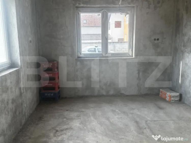 Casa de vanzare, semifinisata, zona Paulesti - 3