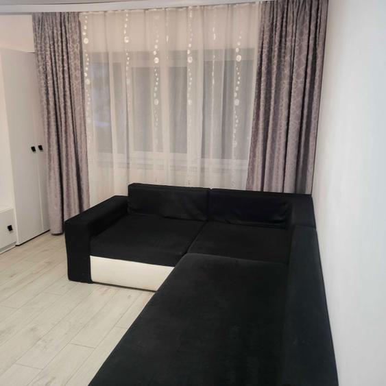 Vand apartament cu 3 camere in Medgidia - 1