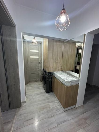 3 CAMERE //CANTACUZINO //LOC DE PARCARE//MOBILAT SI UTILAT - 56