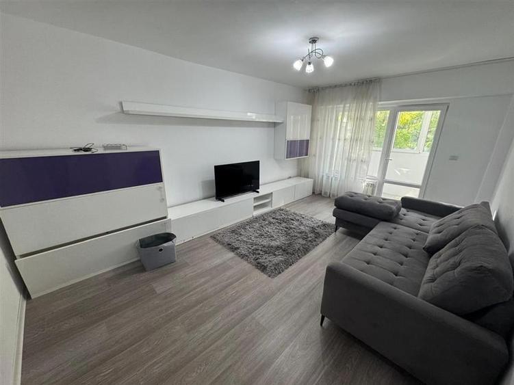 Ap 3 cam, etaj 1, 2 balcoane,parcare proprie, zona centrala - Pompieri - 1