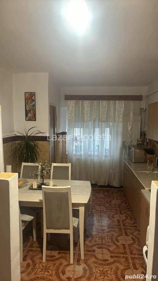 Apartament 3 camere de vanzare Apartament 3 camere de vanzare