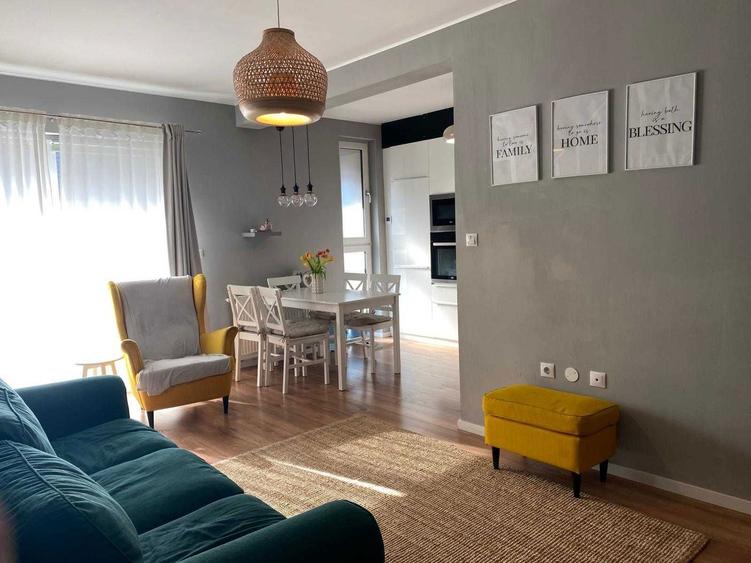 Apartament 4 camere de vanzare - Zona Vivo - 8