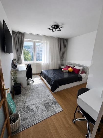 Apartament cu 4 camere decomandat în Tudor