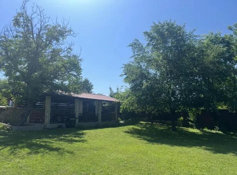 Casă individuală cu 4 camere cu Garaj în Bârnova