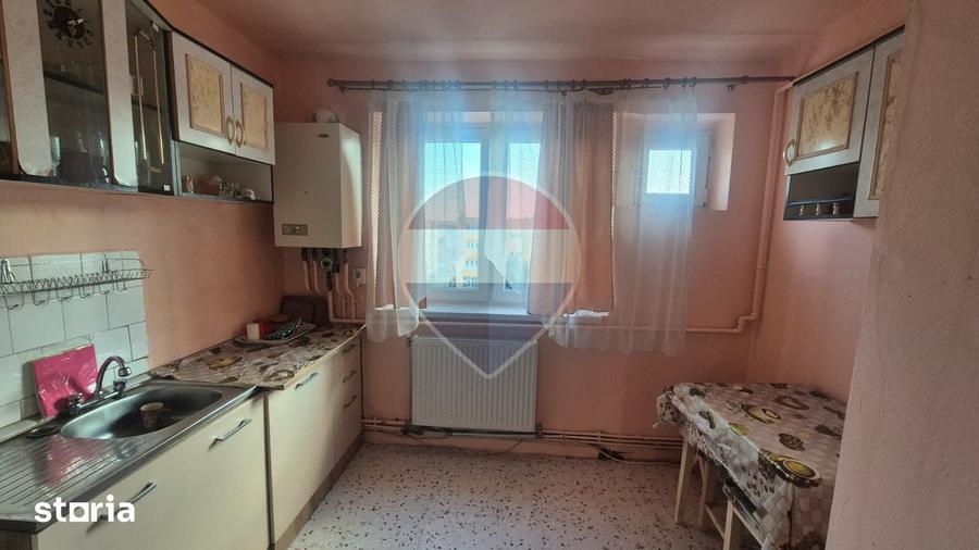 Apartament cu 2 camere semidecomandat în Central