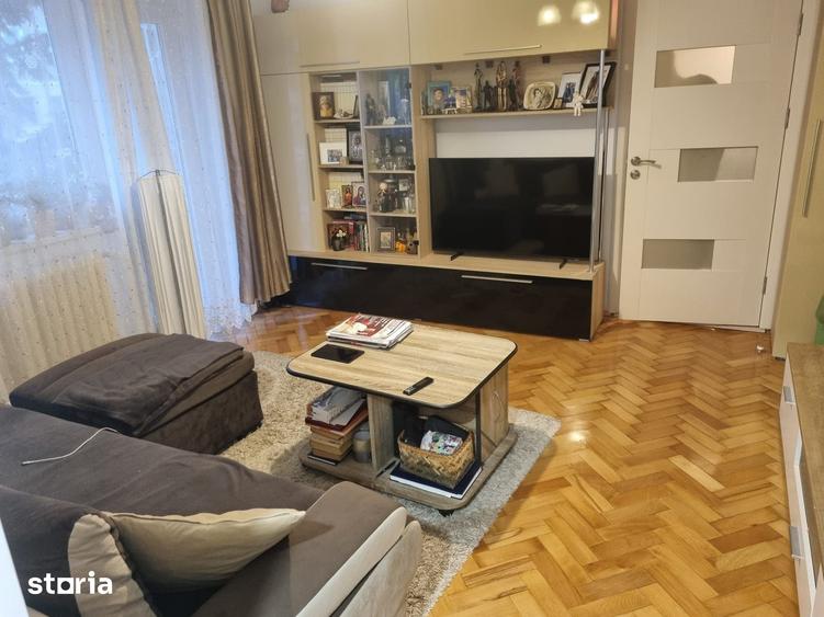 Apartament cu 2 camere în Piața Centrală