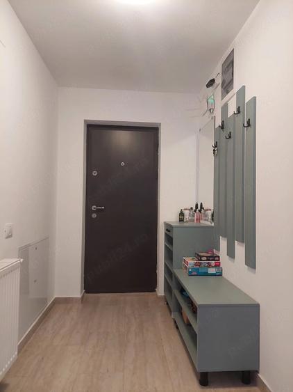 Apartament cu 3 camere decomandat în Snagov