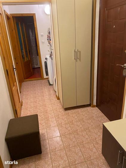 Apartament cu 2 camere, mobilat în Central