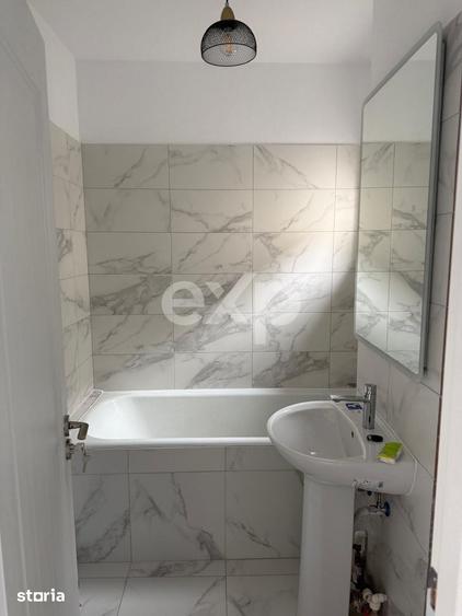 Apartament cu 4 camere în Tineretului
