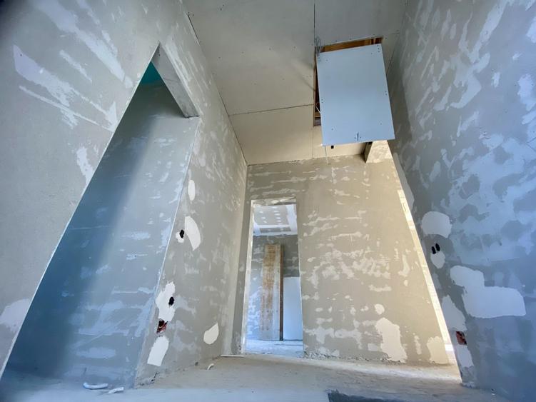 Duplex cu 4 camere cu Canalizare în Dezmir
