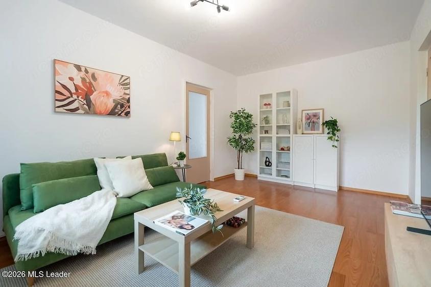 Apartament cu 4 camere semidecomandat în Drumul Taberei