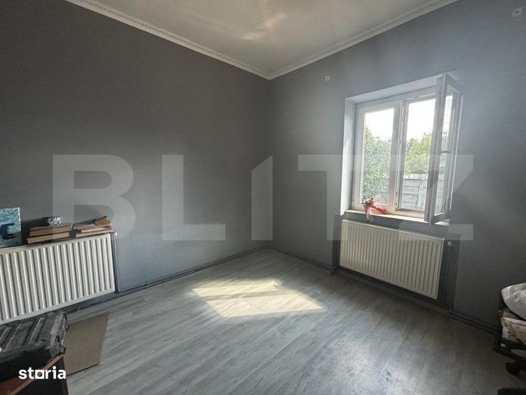 Casă cu 3 camere decomandat în Dacia