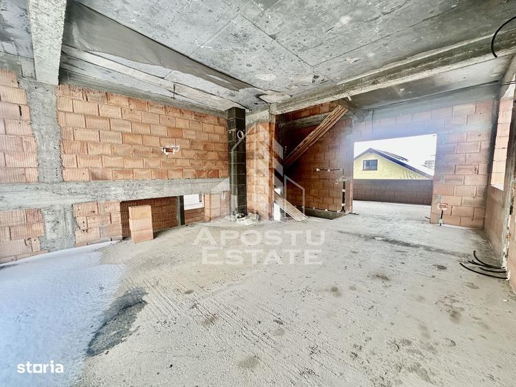 Casă cu 4 camere în Central