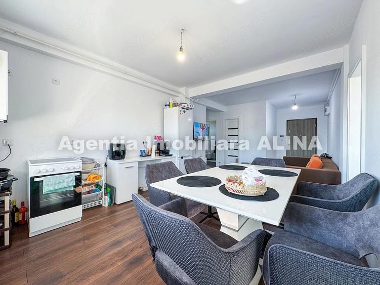 Apartament cu 2 camere decomandat în 22 Decembrie
