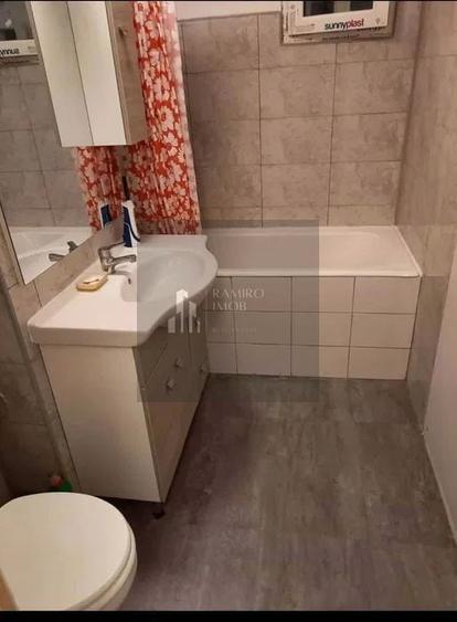 Apartament cu 3 camere semidecomandat, mobilat în Brâncoveanu