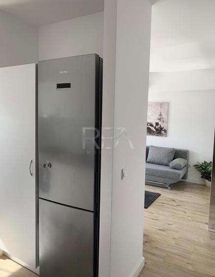 Apartament cu 2 camere decomandat, mobilat în Barbu Văcărescu