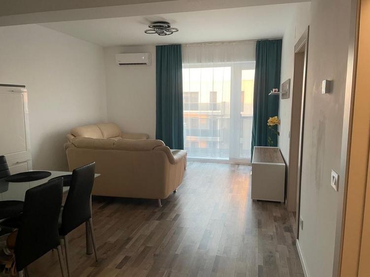 Apartament cu 2 camere semidecomandat în Central