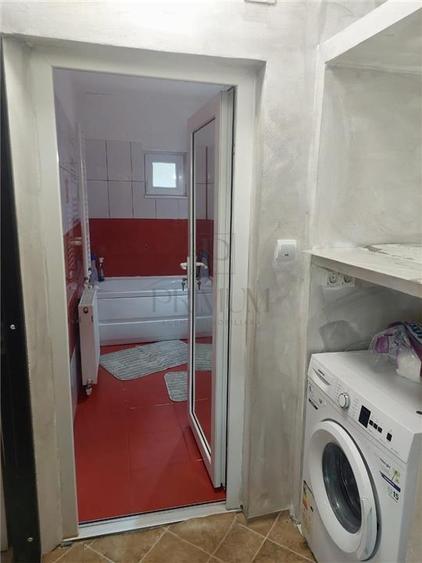 Apartament cu 2 camere semidecomandat, mobilat în Aradului