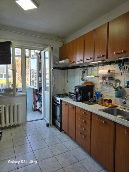 De vanzare Apartament 3camere - 8