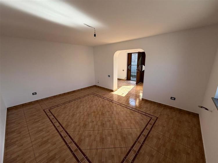 Casa BCA de vanzare in Unirea Odobesti pret 70.000 Euro - 8