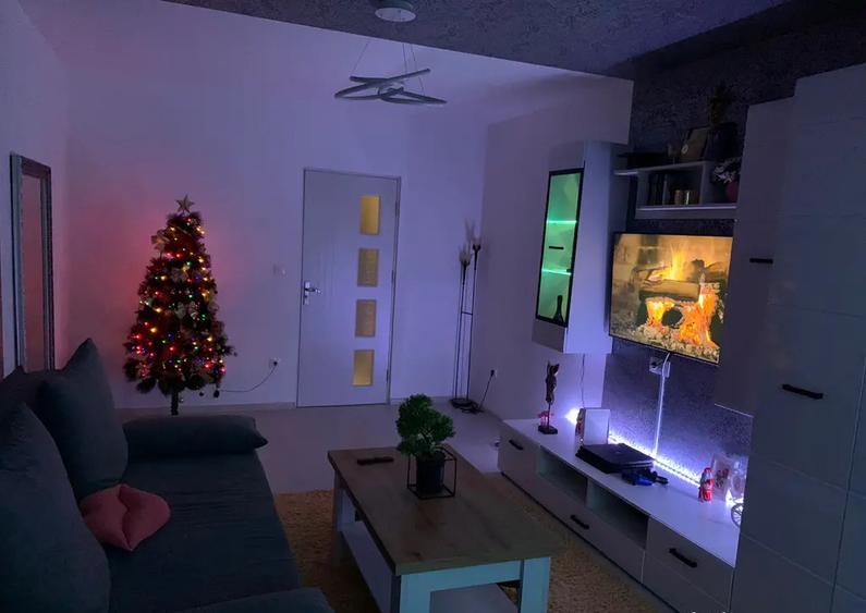 Apartament spa?ios 2 camere decomandat - PETRO?ANI - 16