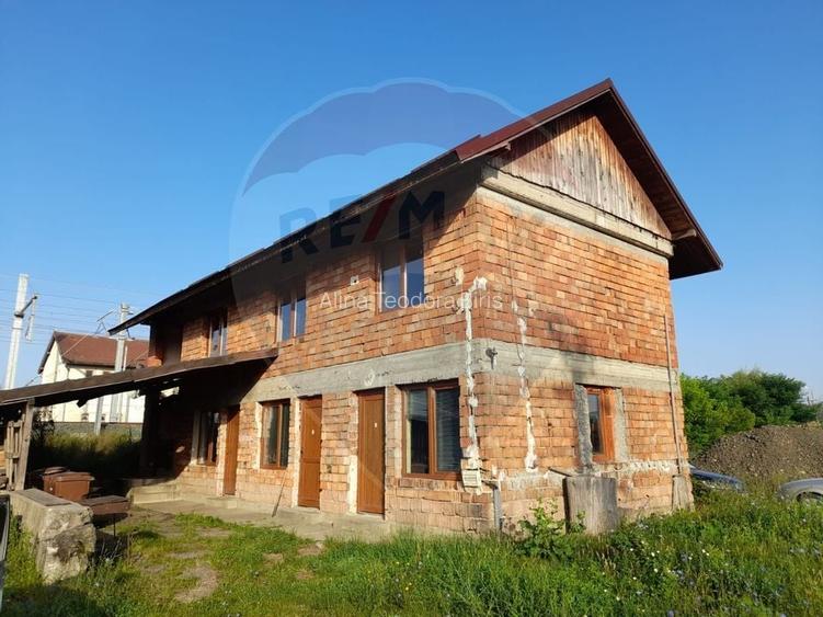 Casă individuală cu 5 camere în Vărădia de Mureș Casă individuală cu 5 camere în Vărădia de Mureș
