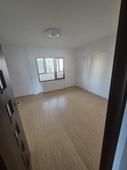 Apartament 3 camere inchirere Iuliu Maniu, Lujerului pretabil birouri / locuinta - 7