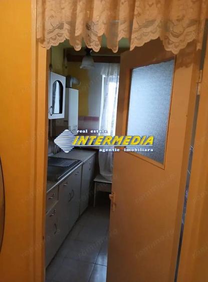 OKAZIE ! Vanzare Garsoniera CETATE M-uri centrala termopane nerenovata - 8