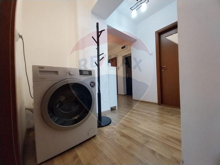 Apartament cu 3 camere  Promenada- Calea Severinului-Toporasi - 13