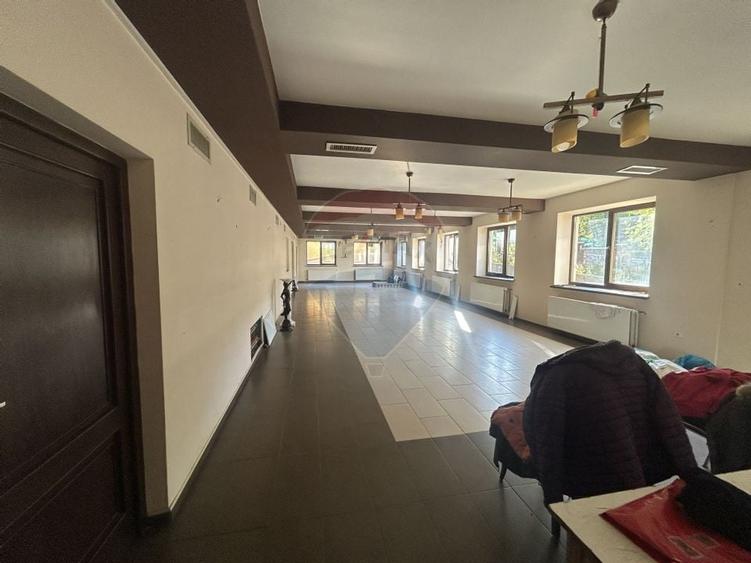 Hotel / Pensiune cu 30 camere de vanzare in zona Nord - 34