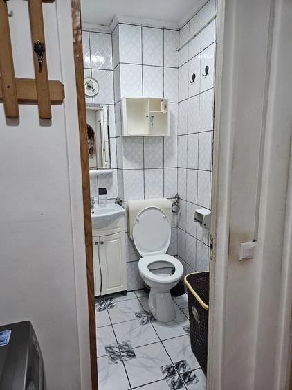 Apartament cu 2 camere decomandat în Războieni