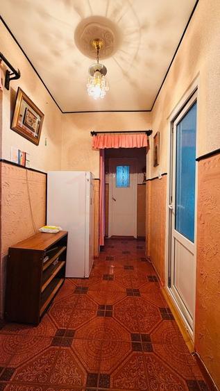 De vanzare 2 camere dec. in Galati, Micro 18, zonă Spitalul Județean - 6