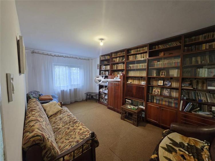 Apartament 3 camere decomandate Pallas - United Business Center - 7