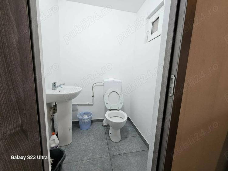 Vand proprietate cu 3 cladiri ?i curte mare - 4