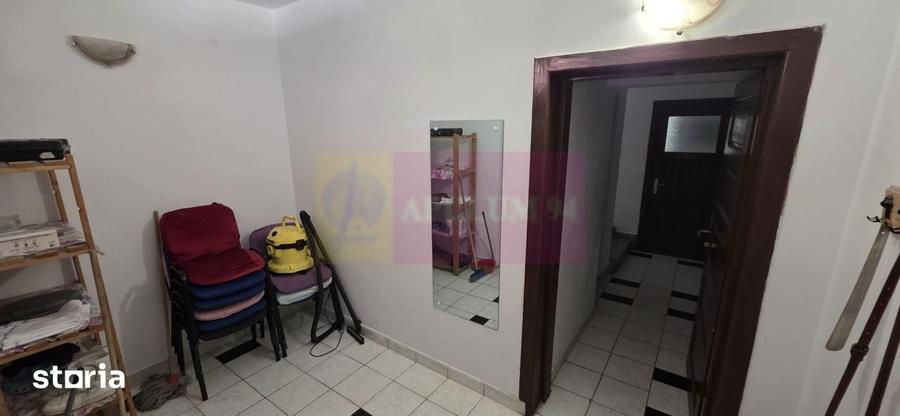 Casă cu Teren 500 Mp în Central