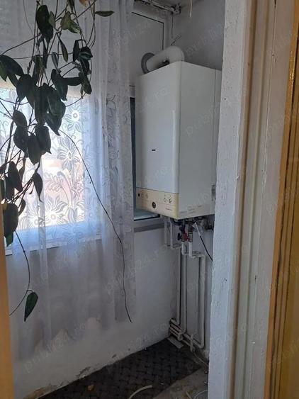 Apartament 2 camere de vanzare , 14 MAI , Nufarului , et. 4 semidecomandat , 41.500 euro neg . - 4