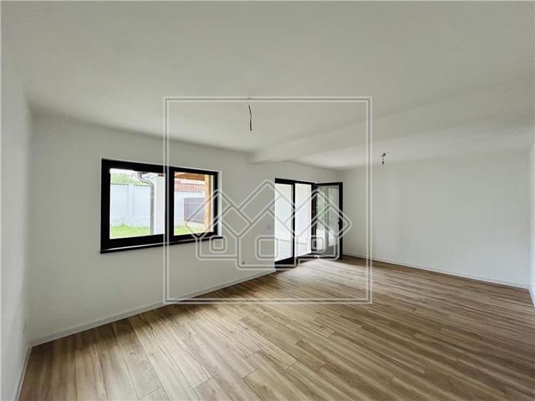 Casa de vanzare in Sibiu - 121 mp utili + 247 mp teren - 10