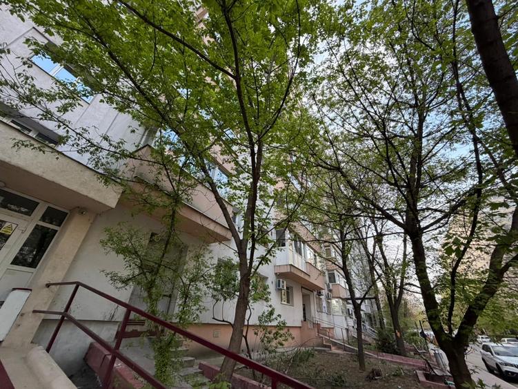 Garsoniera Auchan Vitan An  Constructie 1979 Metrou Dristor 14 min - 8