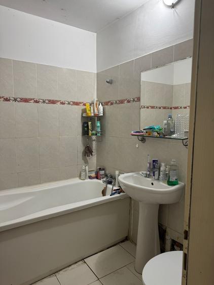 Berceni, Piata Sudului - 1