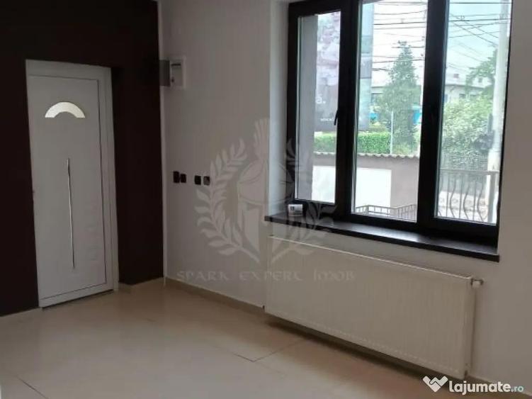 CLINICA MEDICALA//AFTER SCHO0L// CENTRAL PLOIESTI - 6