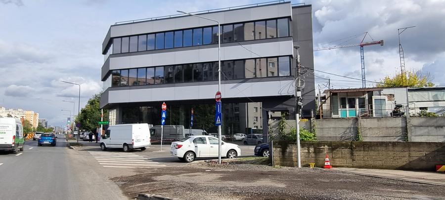 Spațiu Versatil 555 mp – Clinici, Birouri, Fitness - 14